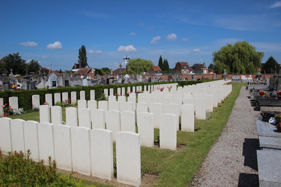Pont-du-Hem Military Cemetery