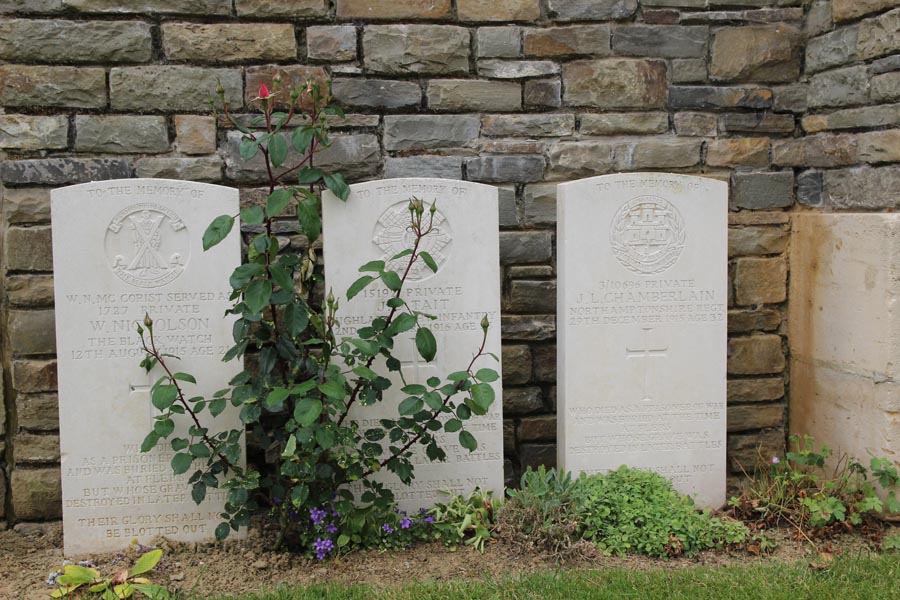 AIF Burial Ground, Flers