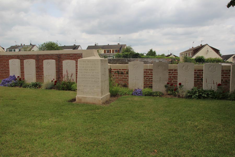 Peronne Communal Cemetery