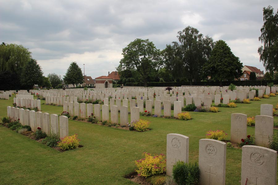 Peronne Communal Cemetery