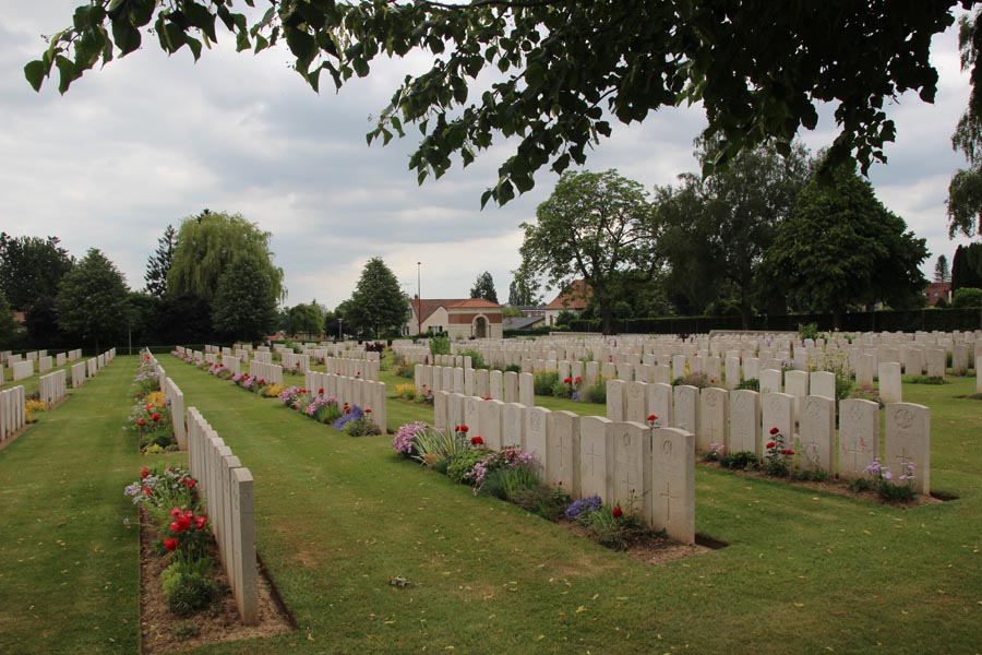 Peronne Communal Cemetery