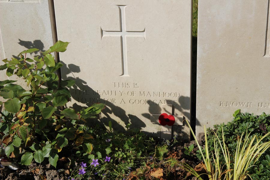 Pont-du-Hem Military Cemetery