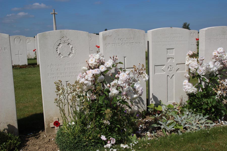 Pont-du-Hem Military Cemetery